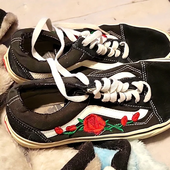 Vans used gently size 7.5 Red Rose - Picture 1 of 3